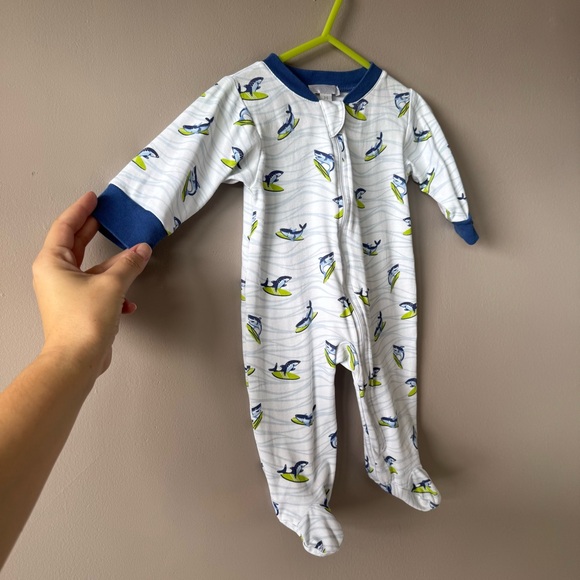 Kissy Kissy Pima Cotton Surfing Sharks Footed Stretch Sleeper Pajamas 3-6 Months - Picture 4 of 10